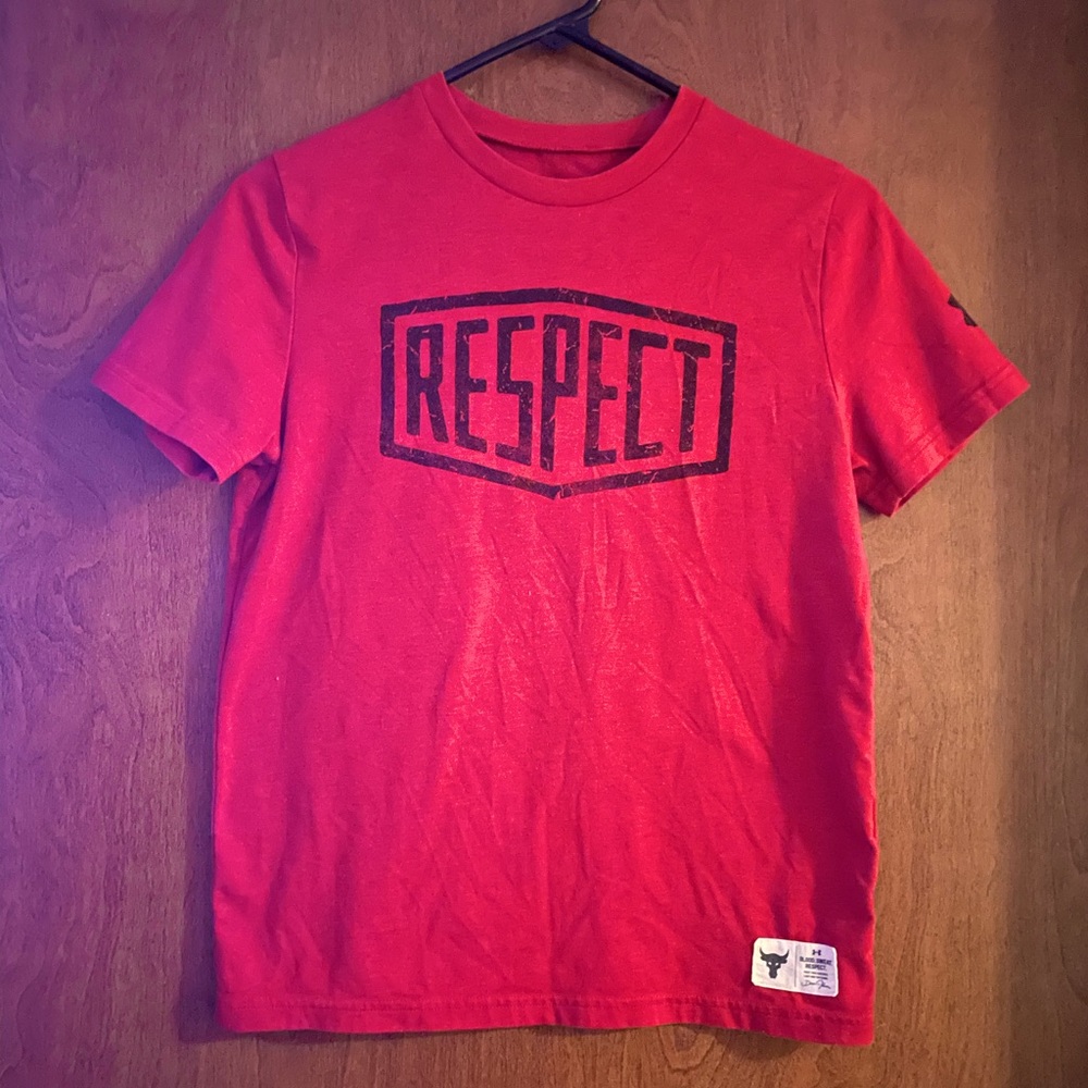 Under Armour RESPECT Short Sleeve Red T–shirt / Blood Sweat Respect Sz Y LG